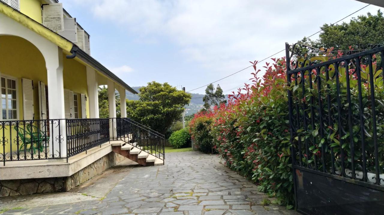 Casa Con Jardin En La Playa De Almieiras Villa Fene Luaran gambar
